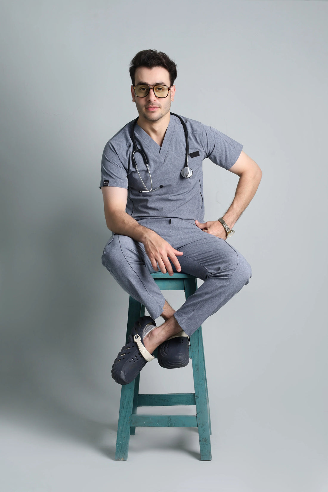 How to Choose the Best Medical Scrubs for Doctors in Pakistan (2026 Guide)