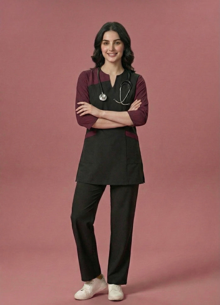 The Two-Tone Signature 3/4 Scrubs
